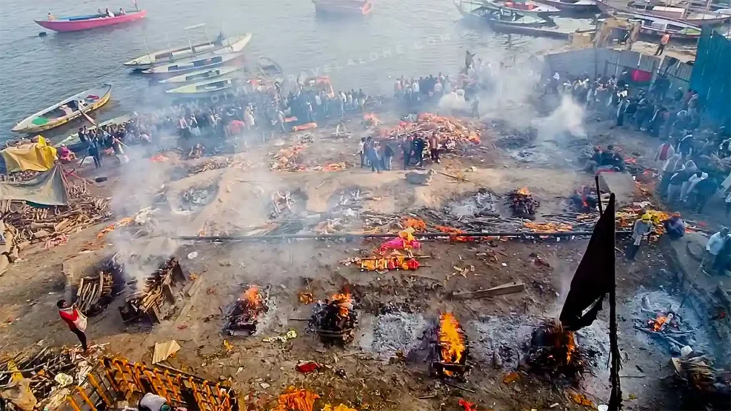 Manikarnika-Ghat-varanasi